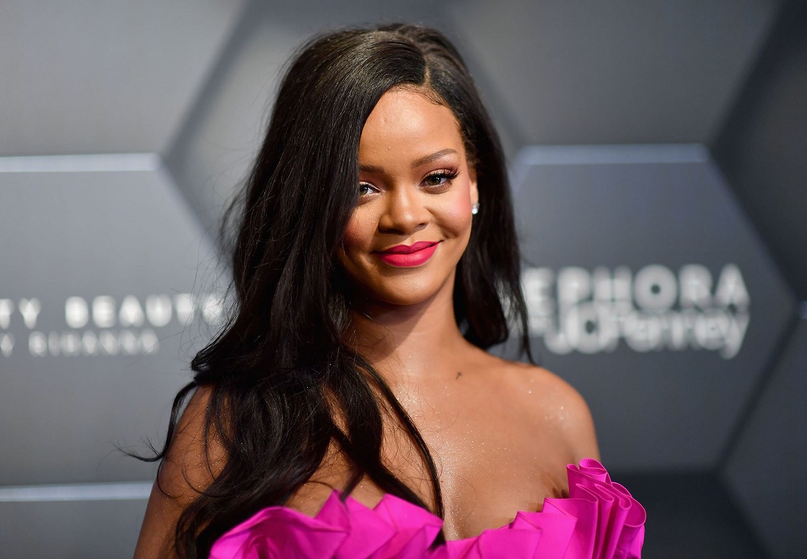 Rihanna Named World’s Richest Female Musician | Spurzine