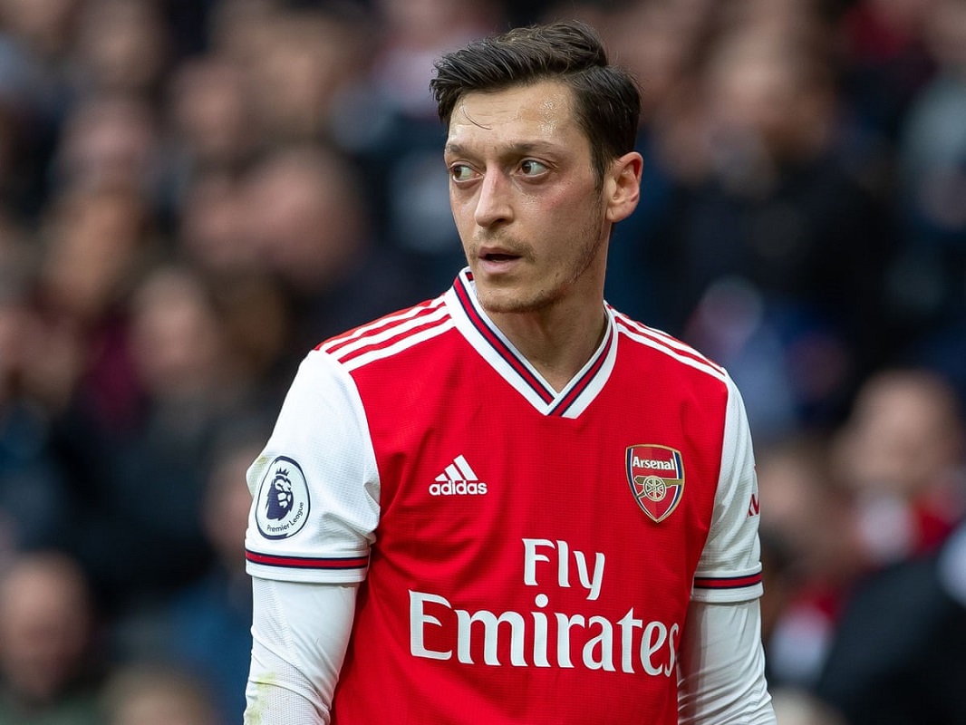 Ozil Reign at Arsenal May be Nearing Its End | Spurzine