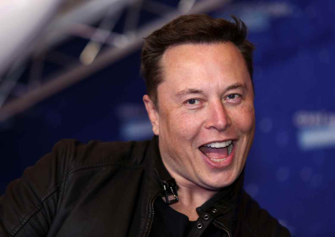 Elon Musk Changes His Job Title to Something Way Cool and Less Boring | Spurzine