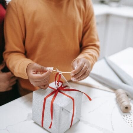 8 Sentimental Gift Ideas that Will Make Anyone Feel Special | Spurzine