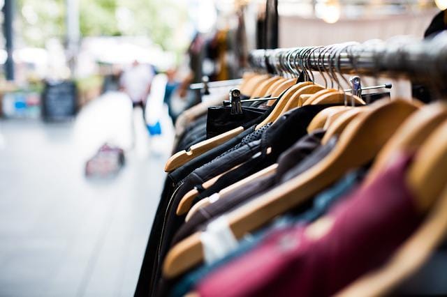7 Amazing Ways to Spice Up Your Boring Wardrobe | Spurzine
