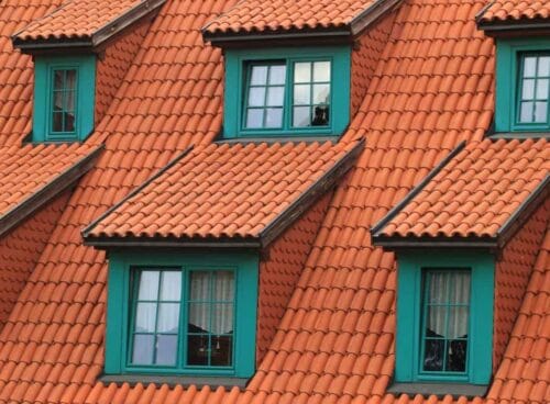 4 Roof Repairs That Require a Professional | Spurzine
