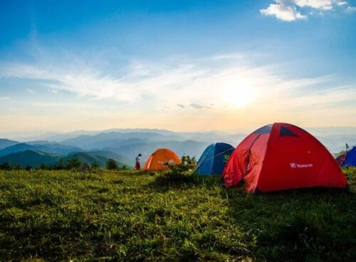 Creative Ways On Making Your Family Camping Trip Less Boring | Spurzine