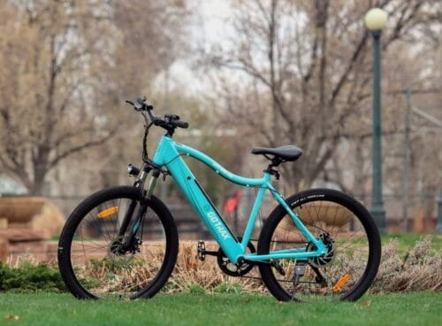 E-Bike's Are Coolest Trend Right Now: 4 Tips to Help You Pick the Right One | Spurzine