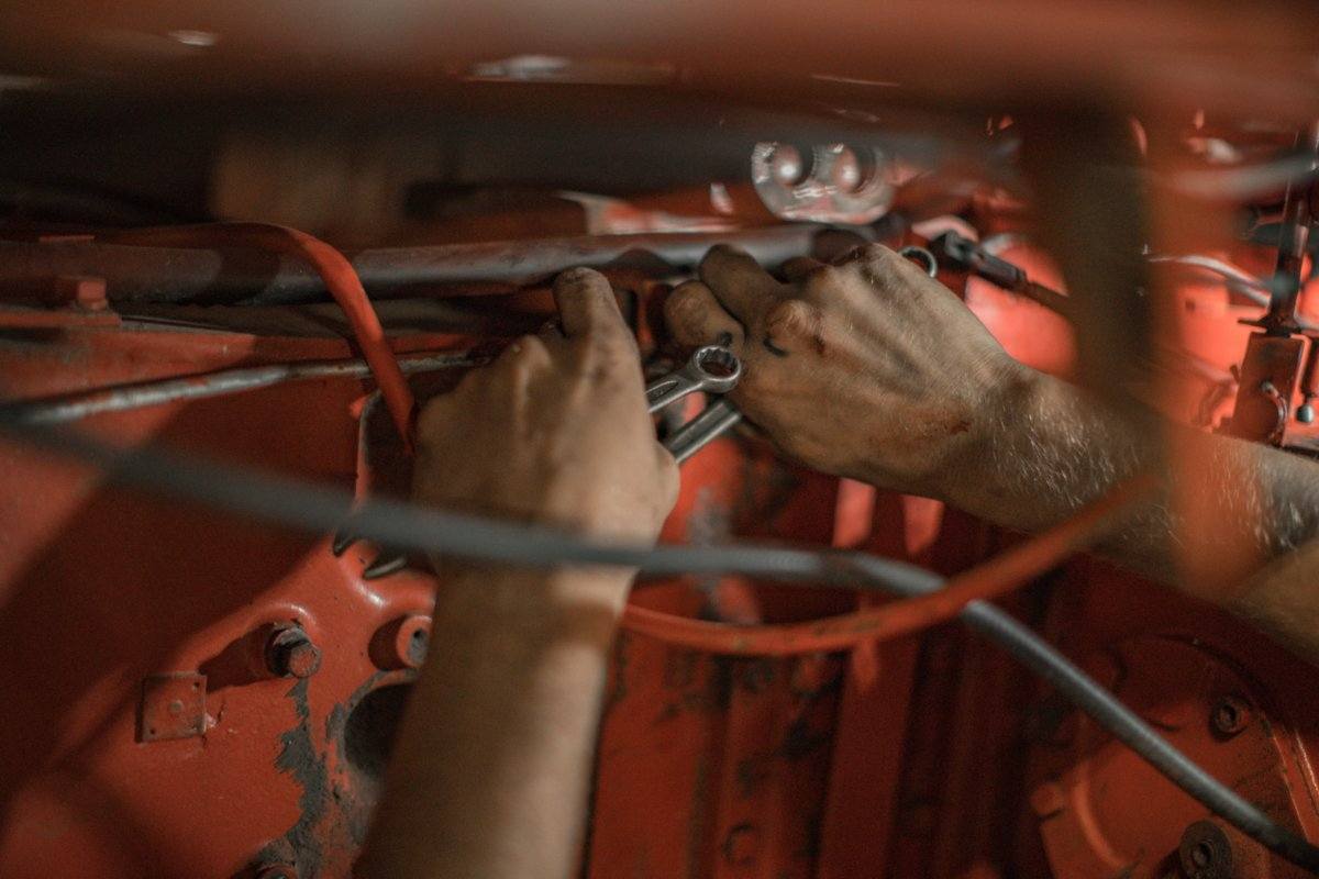 4 Common Car Issues You Shouldn’t Try to Fix Yourself4 Common Car Issues You Shouldn’t Try to Fix Yourself | Spurzine