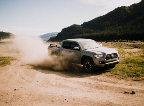 You Can't Have An Off-Roading Adventure Without These 5 Essentials | Spurzine