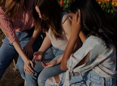 6 Things to Know About Helping a Friend Dealing with Addiction | Spurzine