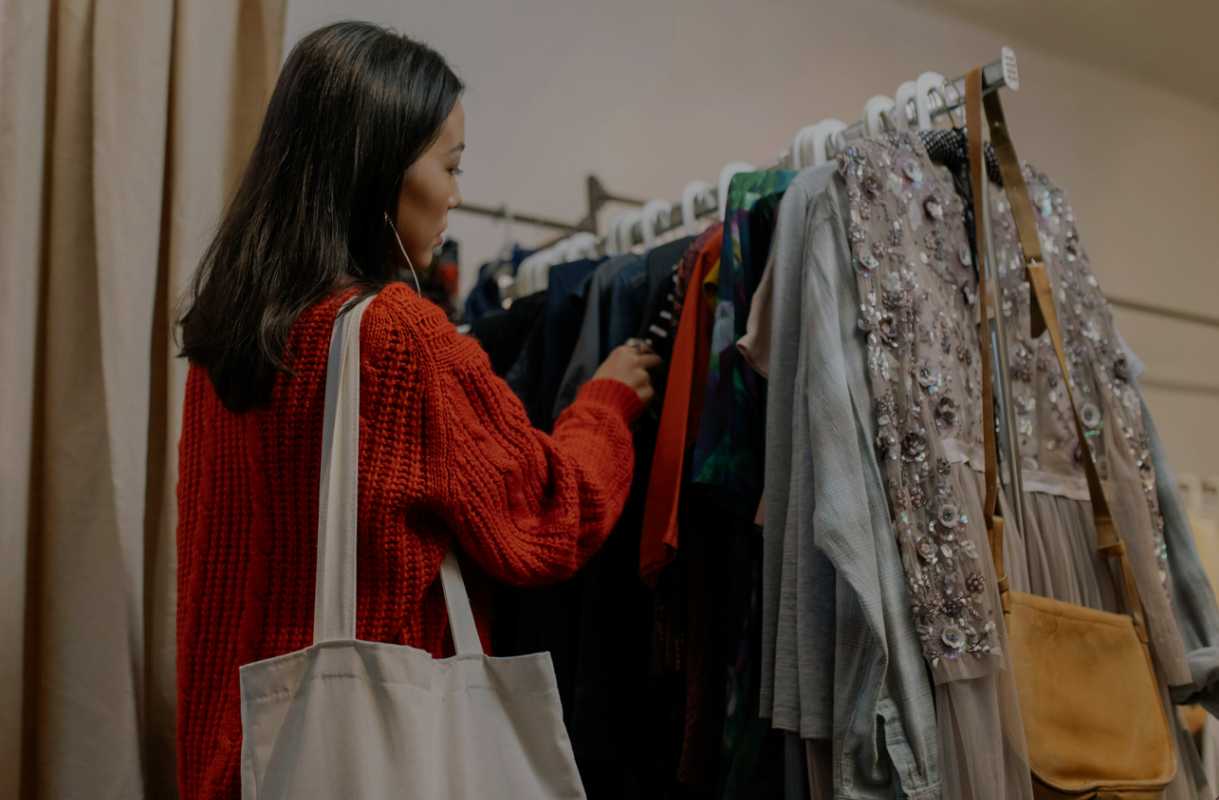 Thrift Shop Like a Pro: 5 Tips for Scoring Secondhand Gems | Spurzine
