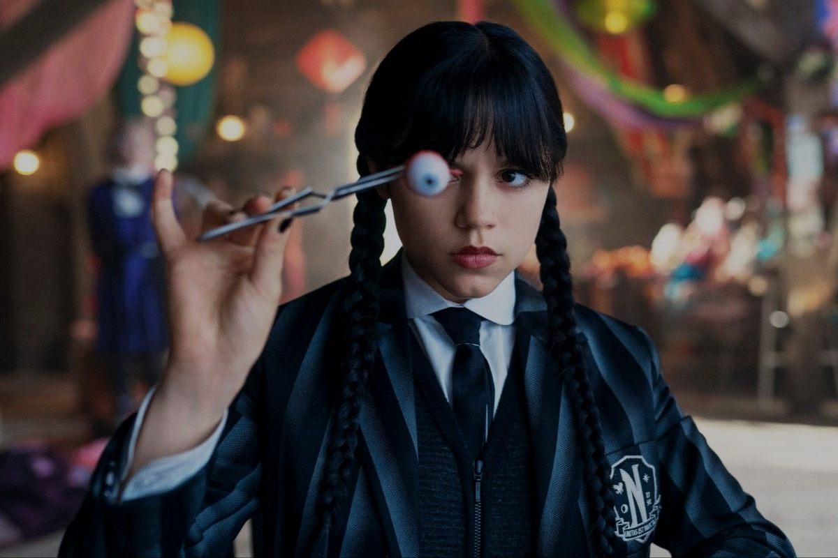 The Ultimate Guide to Watching The Addams Family in Order | Spurzine